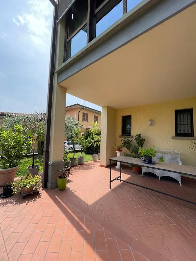 B&B L'Angolo Cazzago San Martino Bed & Breakfast
